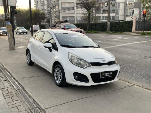 KIA RIO 5 EX 1.4 - Imagen 2
