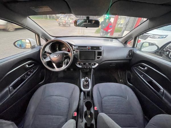 KIA RIO 5 EX 1.4 - Imagen 14