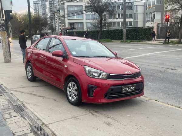 KIA SOLUTO 1.4 - Imagen 3