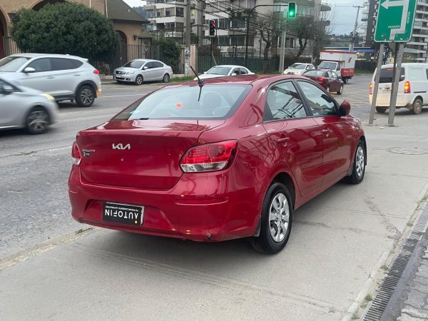 KIA SOLUTO 1.4 - Imagen 5
