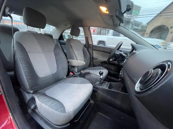 KIA SOLUTO 1.4 - Imagen 10
