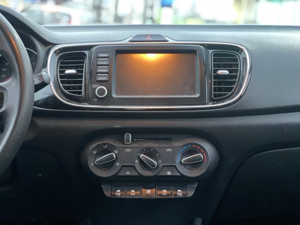 KIA SOLUTO 1.4 - Imagen 13
