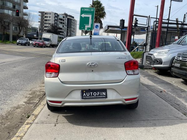 HYUNDAI VERNA CB 1.4 - Imagen 7