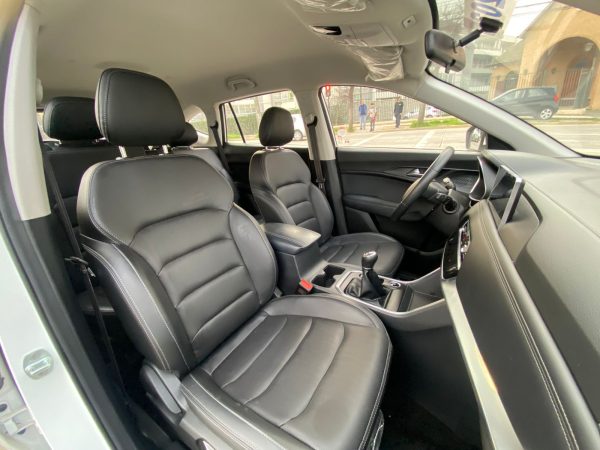 JAC JS8 LUXURY SE 6 MT - Imagen 6