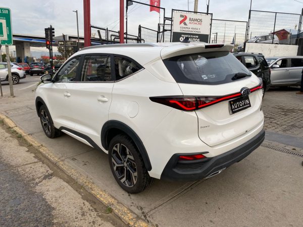 JAC JS8 LUXURY SE 6 MT - Imagen 7