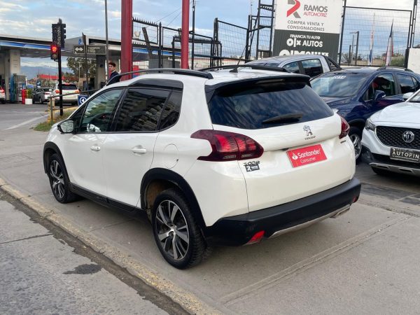 PEUGEOT 2008 GT LINE 1.2 AUT - Imagen 6