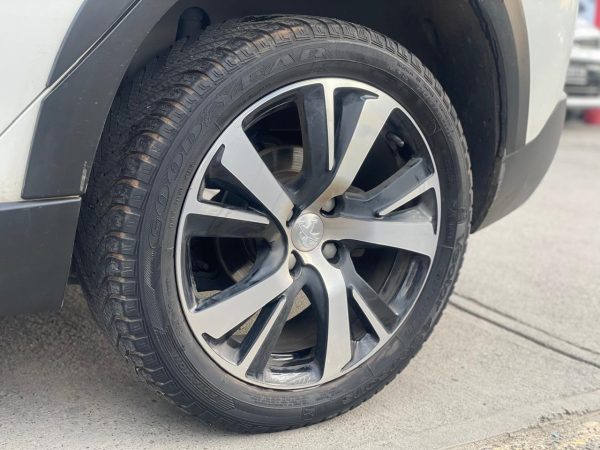 PEUGEOT 2008 GT LINE 1.2 AUT - Imagen 11