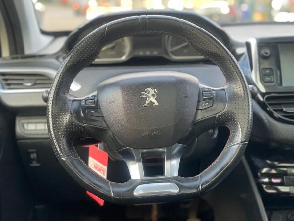 PEUGEOT 2008 GT LINE 1.2 AUT - Imagen 13