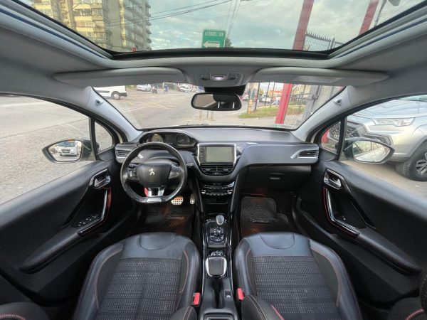 PEUGEOT 2008 GT LINE 1.2 AUT - Imagen 7