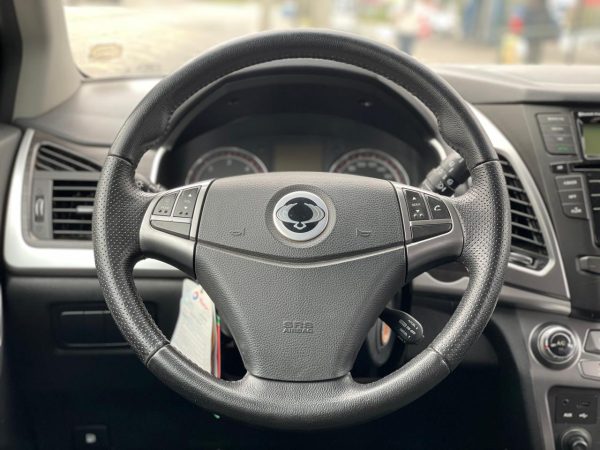 SSANGYONG KORANDO 2.0 DIESEL - Imagen 12