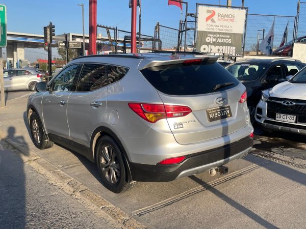 HYUNDAI SANTA FE GLS 2.4 - Imagen 6