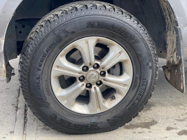 NISSAN NP300 2.3 DIESEL 4X4 - Imagen 8