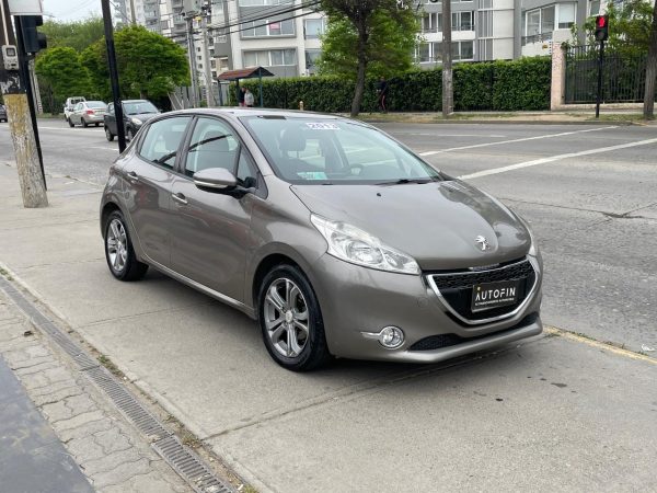 PEUGEOT 208 ACTIVE 1.2 - Imagen 2