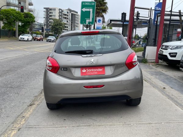 PEUGEOT 208 ACTIVE 1.2 - Imagen 5
